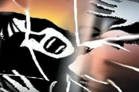 शर्मनाकः 70 वर्षीय बुजुर्ग महिला के साथ युवक ने किया दुष्कर्म, हालत गंभीर