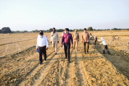 युवा IAS अधिकारी ने दो घंटे में सुलझाया 70 साल पुराना मामला