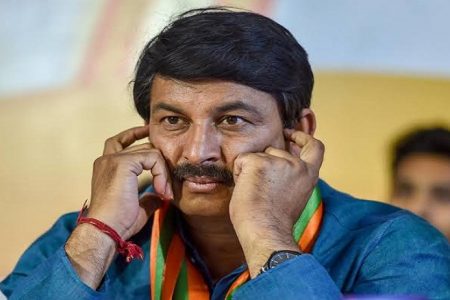 BJP में बड़े बदलाव, प्रदेश अध्यक्ष पद से हटाए गए मनोज तिवारी, इन पर भी गिरी गाज