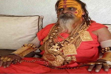 20 किलो सोना पहन कांवड़ यात्रा करने वाले गोल्‍डन बाबा का निधन
