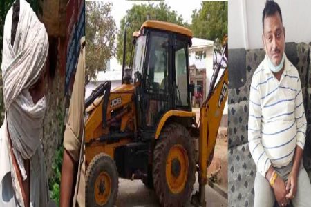 विकास दुबे के घर के बाहर JCB लगाने वाला शख्स आया सामने, बताया किन-किन लोगों ने पुलिस पर की थी फायरिंग