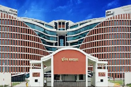 पुलिस हेडक्वार्टर के इस तुगलकी फरमान से UP पुलिस में हड़कंप