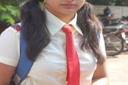 पॉर्न फिल्में देख छोटे भाई से संबंध बनाने लगी 9वीं की छात्रा, प्रेग्नेंट होने पर खुला राज, सदमे में परिजन…