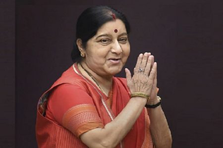 पुण्यतिथिः महज 25 वर्ष की उम्र में कैबिनेट मंत्री बनी थी सुषमा स्वराज, ऐसा रहा एक कुशल राजनेता बनने तक का सफर