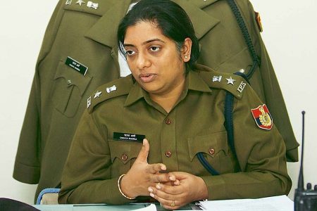 7 IPS का अफसरों का तबादला, 8 साल बाद निर्भया केस सुलझाने वाली छाया शर्मा की वापसी