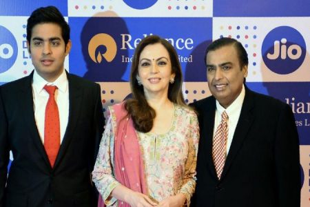 रिलायंस जियो कंपनी के मालिक मुकेश अंबानी ने अपने पद से दिया इस्तीफा, जानिए कौन होगा अगला उत्तराधिकारी