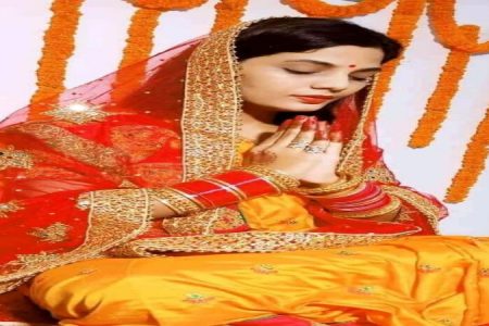 ‘यूपी में का बा’ गाकर फेमस होने वाली बिहार की नेहा बनी यूपी की बहू, जानें किसके साथ ली सात फेरे