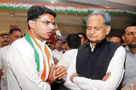गहलोत ने सचिन पायलट को बताया गद्दार, बोले- कभी नहीं बन सकेंगे सीएम