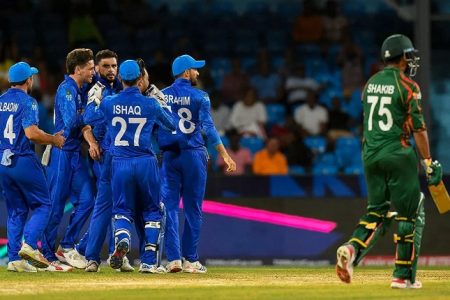 AFG vs BAN : अफगान लड़ाकों ने रचा इतिहास, बांग्लादेश को हराकर सेमीफाइनल में मारी धमाकेदार एंट्री
