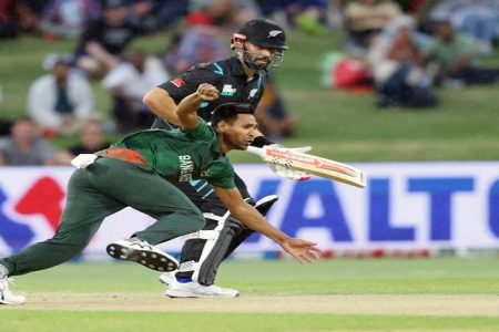 BAN vs NZ : बांग्लादेश को हराकर सेमीफाइनल में पहुंचा न्‍यूजीलैंड, पाकिस्तान बाहर