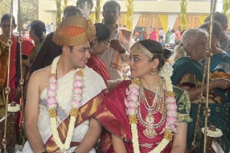 Tejasvi Surya Wedding : बीजेपी सांसद तेजस्वी सूर्या ने शिवश्री संग लिए सात फेरे, सामने आईं शादी की तस्वीरें