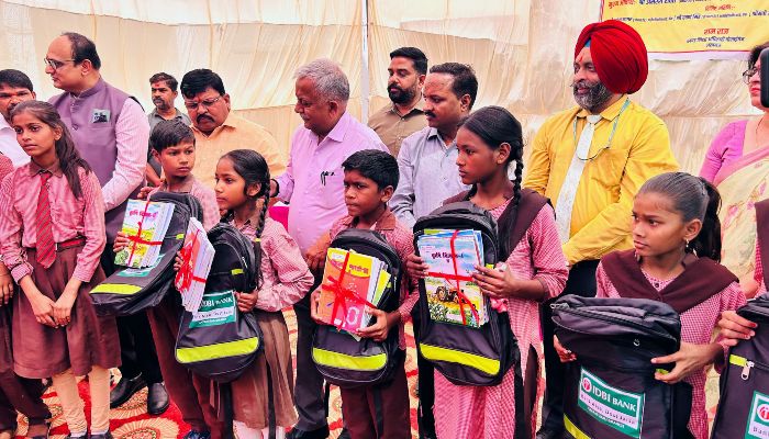 School Chalo campaign Lucknow