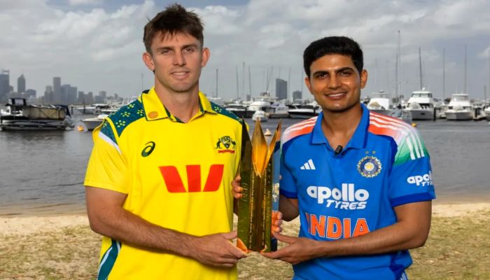 AUS vs IND Live Score
