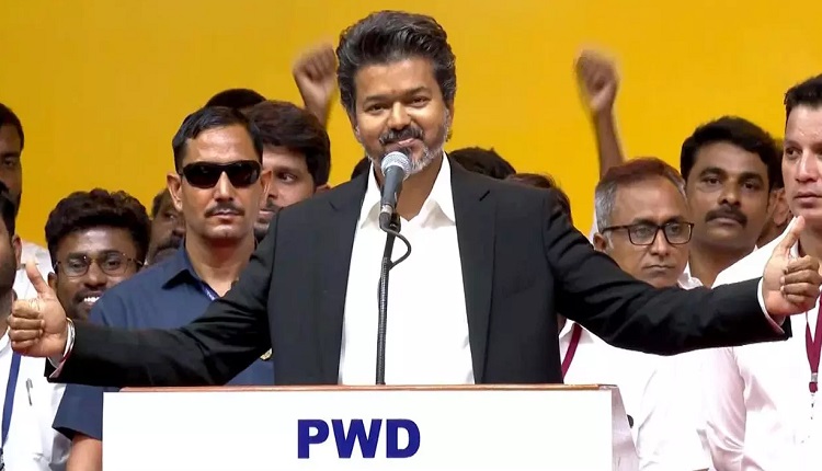 thalapathy-vijay-oath-ceremony