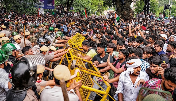 jantar-mantar-cjp-protest